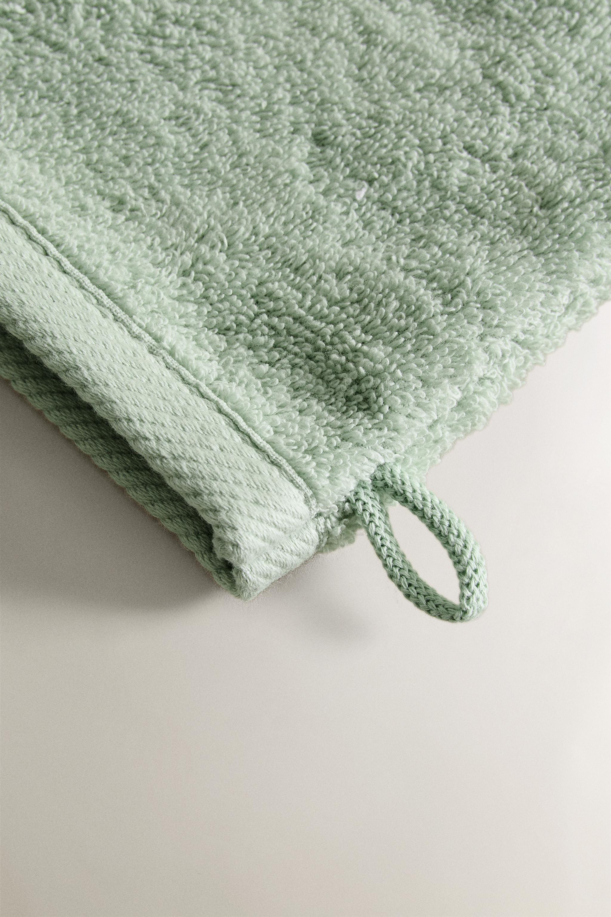 COTTON TERRY BATH MITT